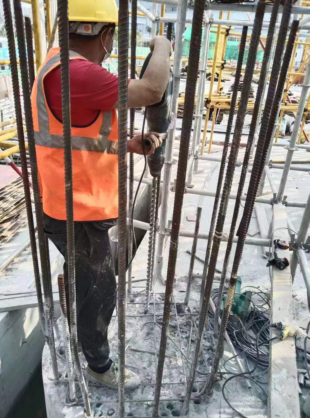 黄石港增大截面法加固框架柱施工方案